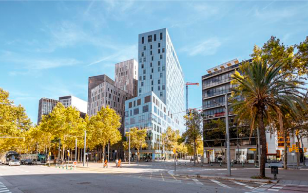 La contractació d’oficines a Barcelona registra un creixement interanual del 22 % en el segon trimestre de 2025, segons FORCADELL